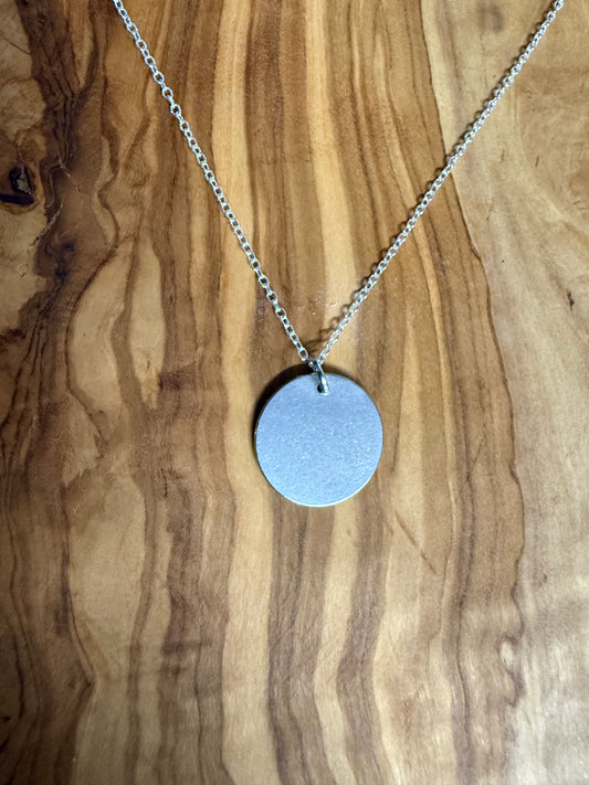 Round pendant chain